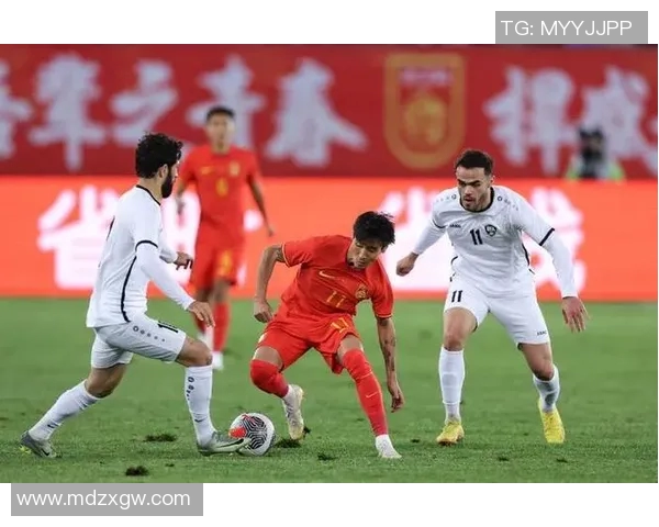 中国与乌兹别克足球对决分析：战术风格与历史交锋的深度解读